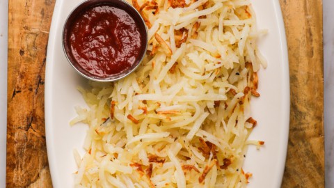 https://www.thetravelpalate.com/wp-content/uploads/2022/04/air-fryer-hashbrowns-11-480x270.jpg