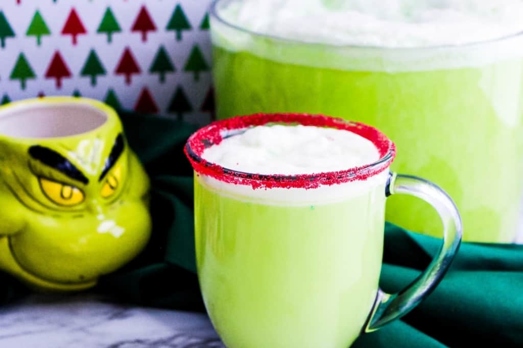 25 Non-Alcoholic Christmas Drinks - The Travel Palate