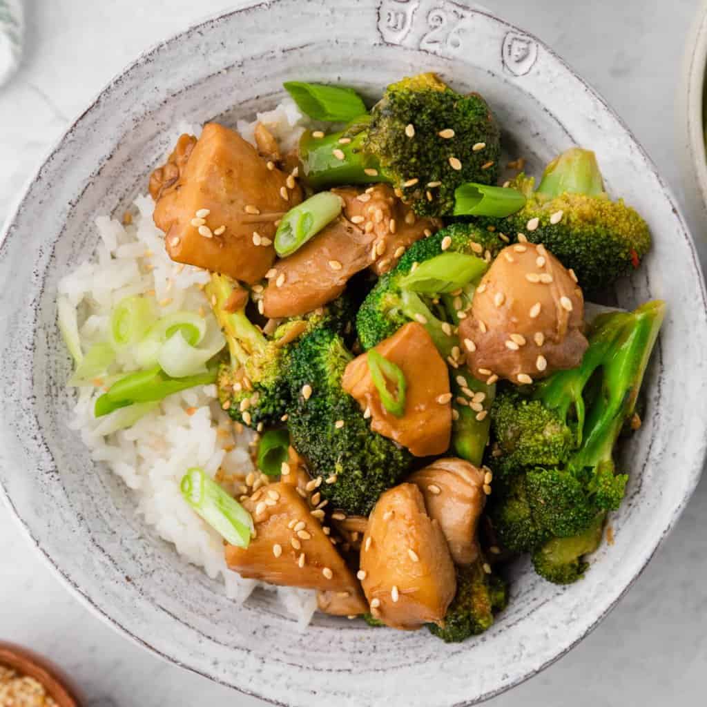 Instant Pot Chicken and Broccoli - The Travel Palate